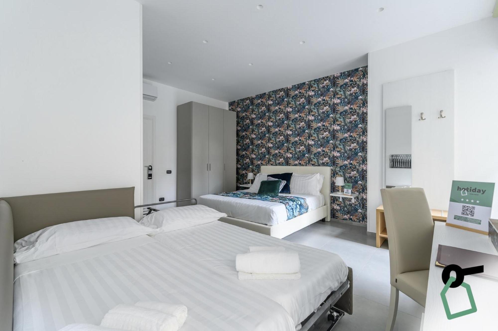 Hotiday Collection - Duomo Aparthotel Napels